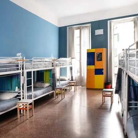 Hostel Manena Genua