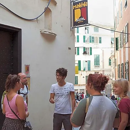 Hostel Manena