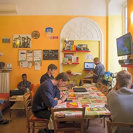 Hostel Manena Janov